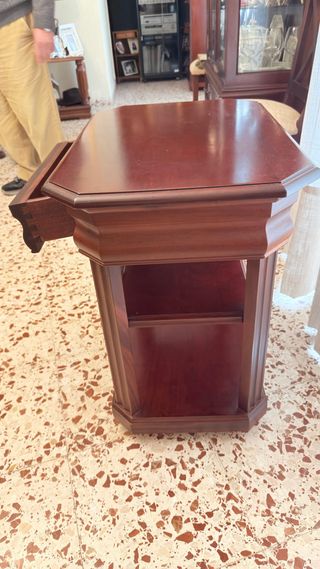 Mueble auxiliar de madera