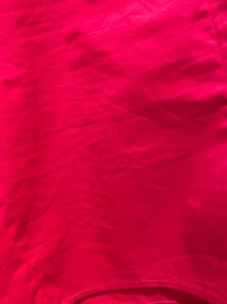 Top asimétrico un hombro fucsia