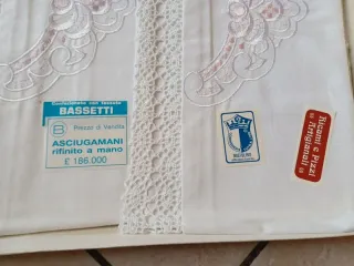 Bassetti set 4 Asciugamani vintage Ricamati a Mano