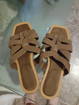 Sandalias Stradivarius Marrón Talla 35