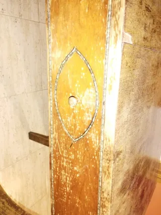 Mesa antigua de despacho de madera