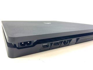 PS4 Slim 500GB Negra