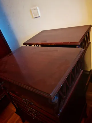 Conjunto 2 Mesitas.  ( Las 2 x 45 euros )