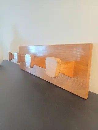 PERCHERO MID CENTURY.