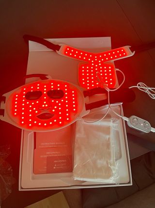 Mascarilla Facial LED Iborria GlowPro