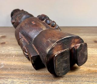 Figura africana de autoridad Lunda–Chokwe 31,5 cm