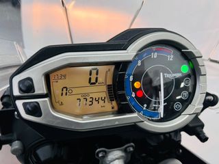 Triumph Tiger 800