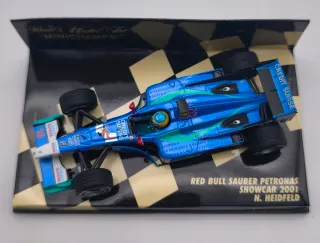 RED BULL SAUBER PETRONAS SHOWER 2001 N. HEILFELD