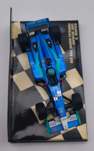 RED BULL SAUBER PETRONAS SHOWER 2001 N. HEILFELD