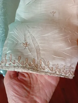 Vestido túnica indio bordado.Mira fotos y lee desc