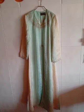 Vestido túnica indio bordado.Mira fotos y lee desc