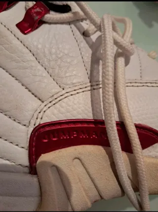 Zapatillas Jordan 12 Baloncesto Blancas y Rojas