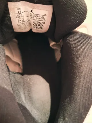 Zapatillas Jordan 12 Baloncesto Blancas y Rojas