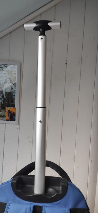 Mochila IT con ruedas, nueva