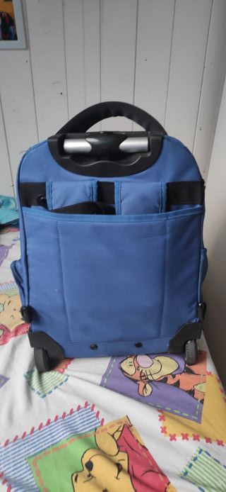 Mochila IT con ruedas, nueva