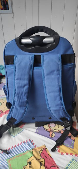 Mochila IT con ruedas, nueva
