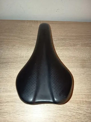 Sillín Bontrager Arvada Comp Negro