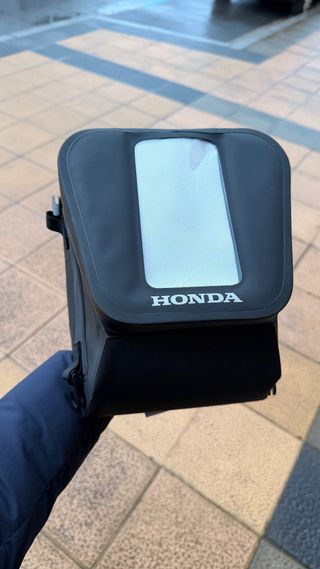 Bolsa Central Honda ADV 350 NUEVA SIN USO