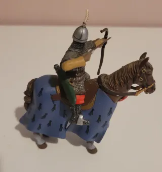 Figura Caballero Cruzado Plomo, Altaya