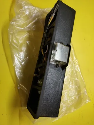 PILOTO MATRICULA TRASERO NISSAN EBRO 350 YARIA 200