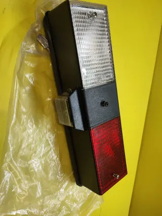 PILOTO MATRICULA TRASERO NISSAN EBRO 350 YARIA 200