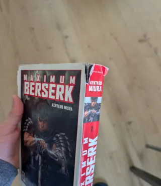 Libros máximum berserk del 1 al 4.