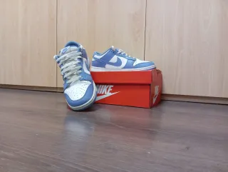 Nike Dunk Low Azules y Blancas
