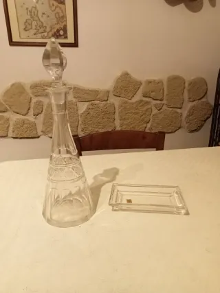 Decanter in vetro trasparente