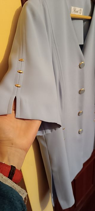 Traje chaqueta y falda Roset azul