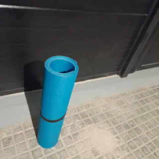 Esterilla de yoga azul