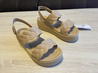 Sandalias Crocs Brooklyn Talla 36-37