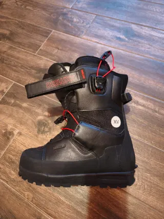 Deeluxe Spark XV 2024 Botas Snowboard. Talla 42