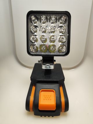 FOCO LED DE 48W PARA BATERÍAS WORX POWER SHARE