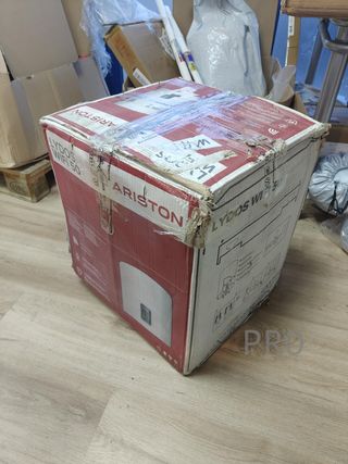 Termostato elettrico verticale da 50 litri - Ariston