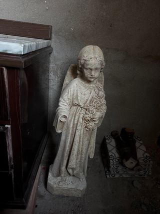 Ángel de mármol para restaurar