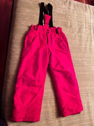 Pantalones esquí infantiles rojo y negro. Talla 8