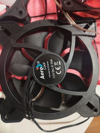 Lote 4 Ventiladores PC 120mm Arctic, Antec, AeroC
