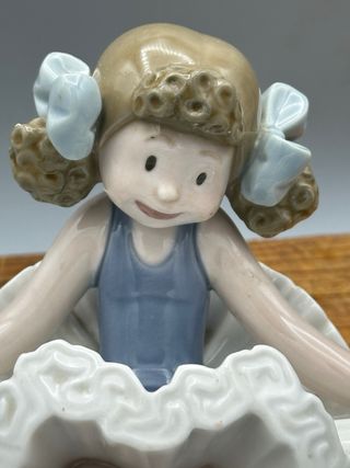 REF: 01001501 “MUÑECA DE TRAPO SENTADA” LLADRÓ