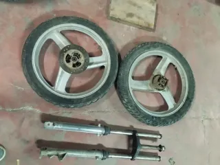 Lote Piezas Derbi Variant