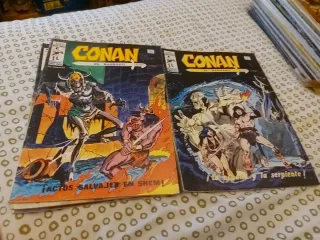 Gran lote de tebeos de conan