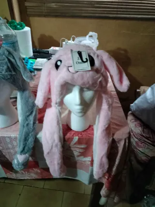 Gorros con orejas que se mueven y luz