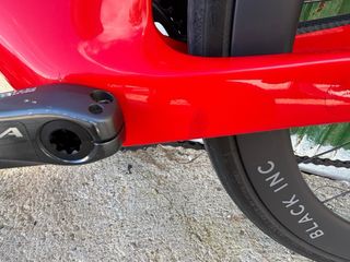 Bicicleta de carretera Trek madone sl6 Roja