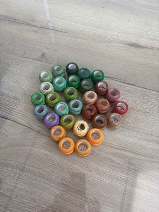 Lote 30 hilos de bordar varios colores
