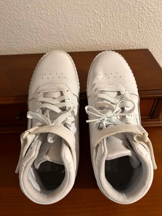 Zapatillas Puma Carina Blancas Talla 39