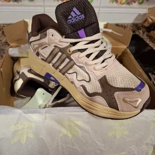 Adidas Response CL Bad Bunny