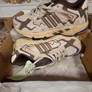 Adidas Response CL Bad Bunny