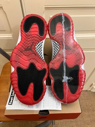 Jordan 11 Playoffs Bred Talla 44