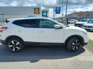 Nissan Qashqai 2015
