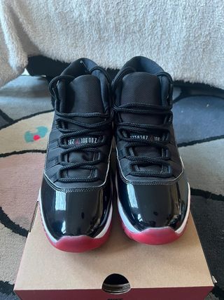 Jordan 11 Bred Playoffs Talla 41