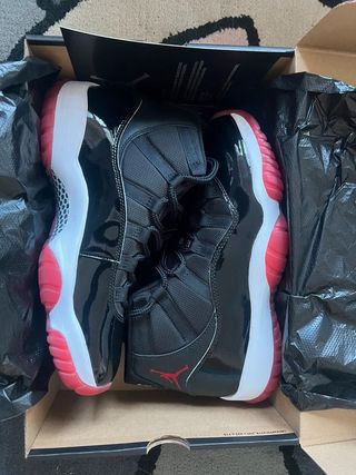 Jordan 11 Bred Playoffs Talla 41